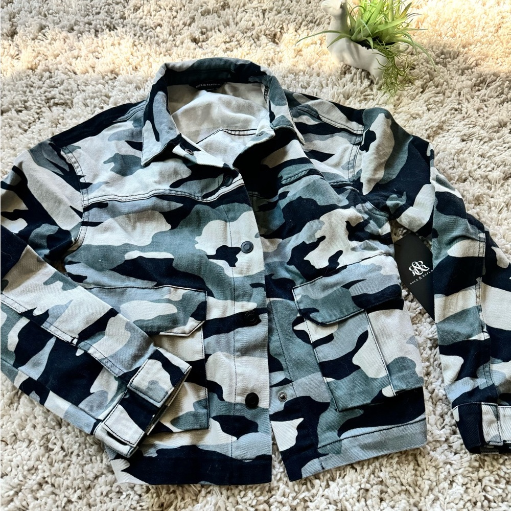 NWT Rock & Republic army prints, rocker, casual, fall winter going out j…